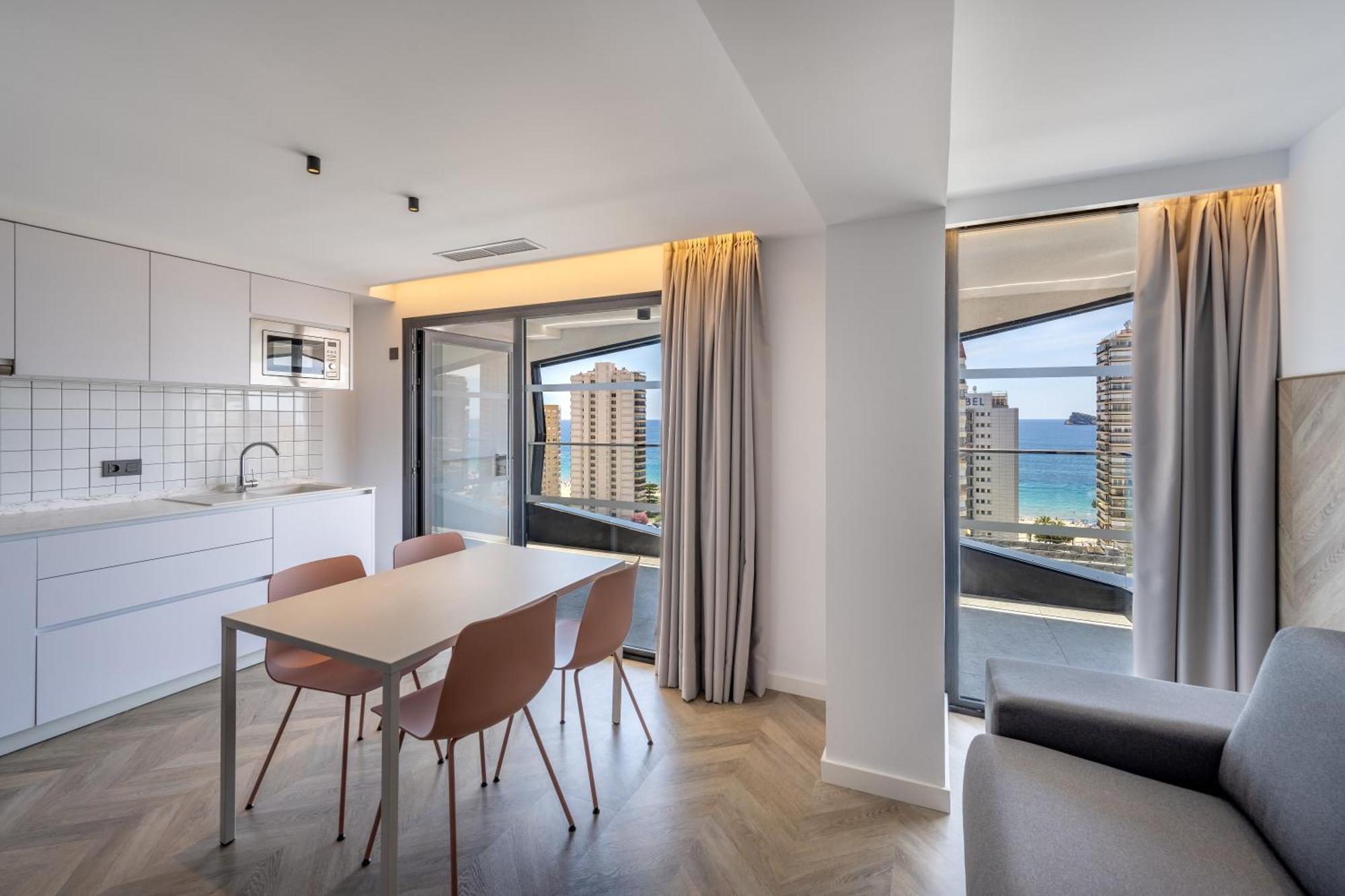 Climia Belroy 4 Sup 4*